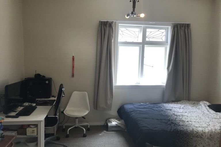 Photo of property in 126 Daniell Street, Newtown, Wellington, 6021