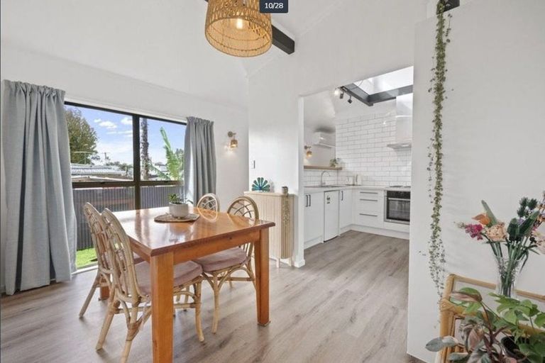 Photo of property in 1 Mcshane Street, Pukekohe, 2120