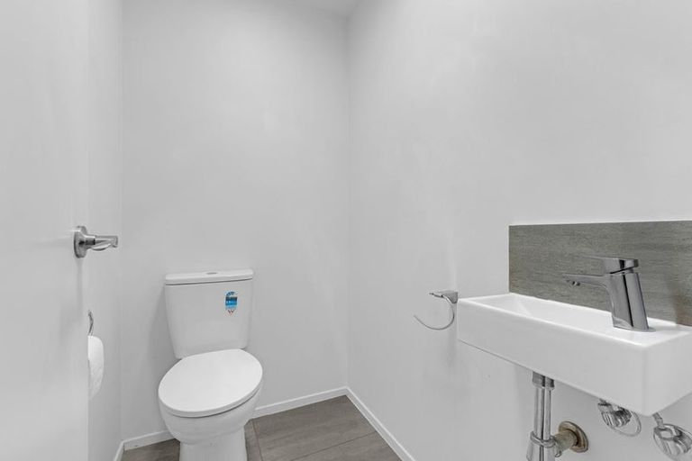 Photo of property in 9 Rere Close, Takanini, 2112