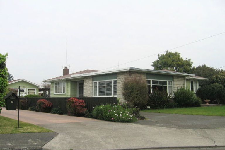 Photo of property in 10 Cornwall Road, Taradale, Napier, 4112