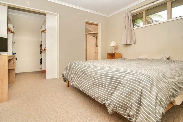 Photo of property in 42 Peel Street, Westport, 7825