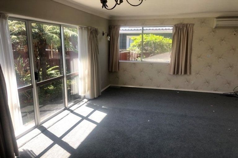 Photo of property in 6 Cruickshank Road, Clouston Park, Upper Hutt, 5018