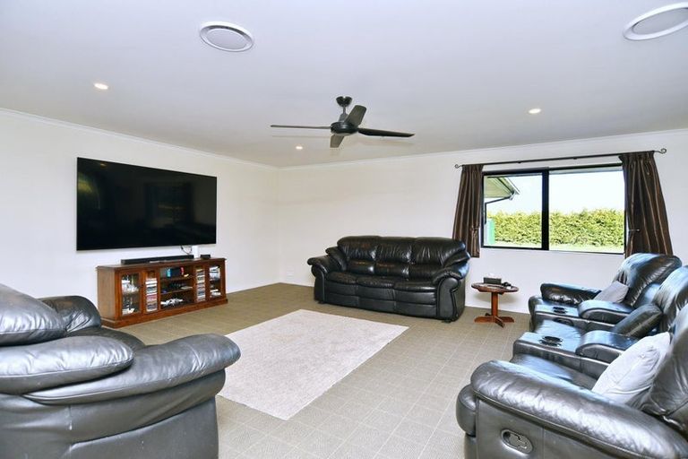 Photo of property in 77 Bridge Road, Fernside, Rangiora, 7475