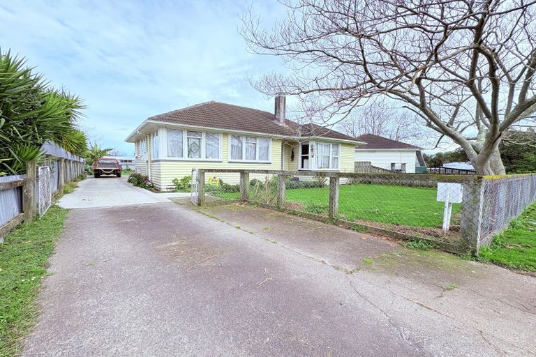 Photo of property in 4 Outram Street, Wairoa, 4108