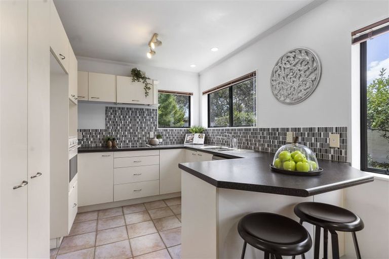 Photo of property in 77 Cook Street, Howick, Auckland, 2014