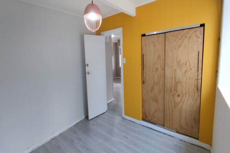 Photo of property in 4 Mills Road, Brooklyn, Wellington, 6021