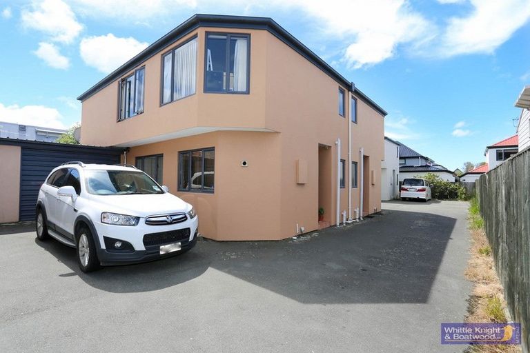 Photo of property in 3/90 Picton Avenue, Riccarton, Christchurch, 8011