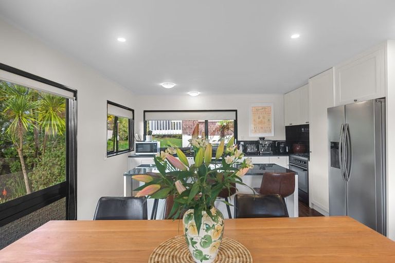 Photo of property in 53 Okura River Road, Okura, Albany, 0792