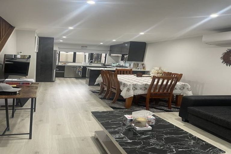 Photo of property in 45d Landscape Road, Papatoetoe, Auckland, 2025