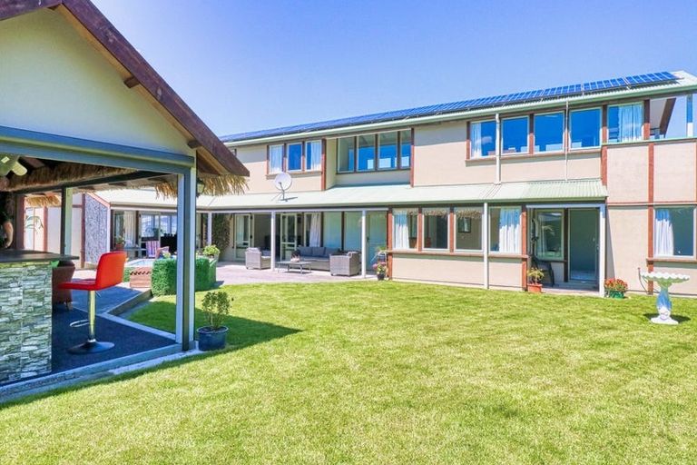 Photo of property in 28 Kawatiri Grove, Wainuiomata, Lower Hutt, 5014