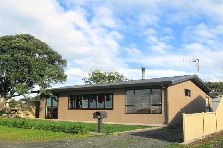 Photo of property in 45 Le Quesne Road, Bay View, Napier, 4104