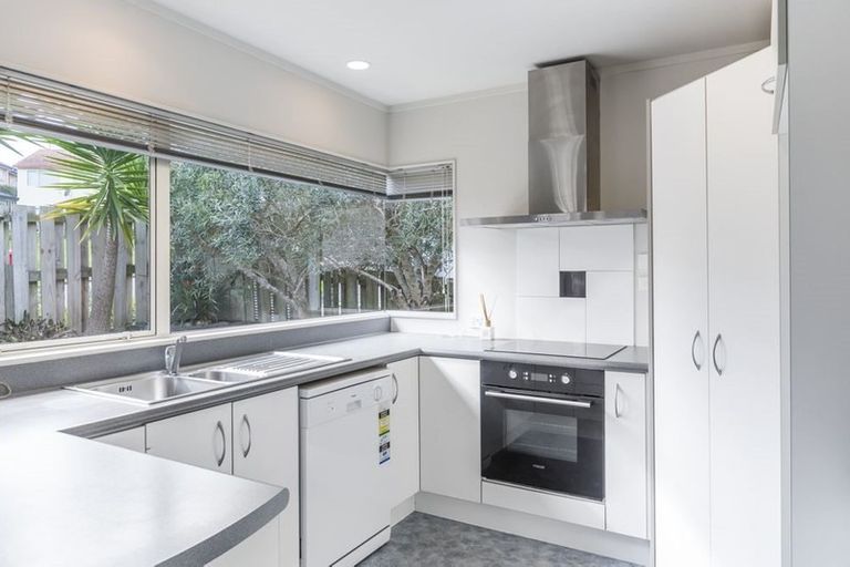 Photo of property in 1/11 Mably Court, Stanmore Bay, Whangaparaoa, 0932