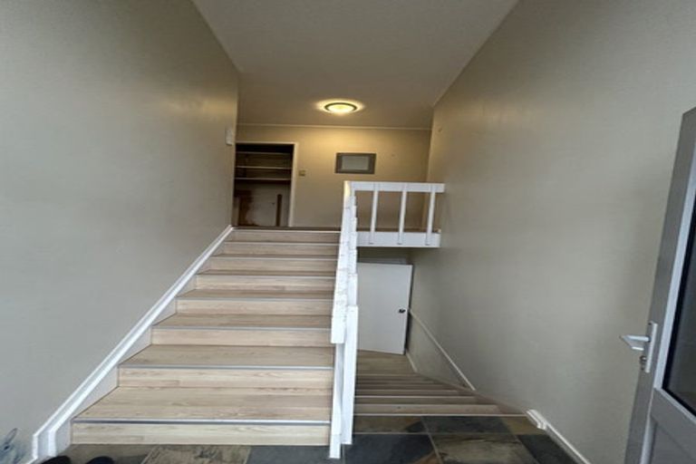 Photo of property in 29 Meadowvale Avenue, Forrest Hill, Auckland, 0620