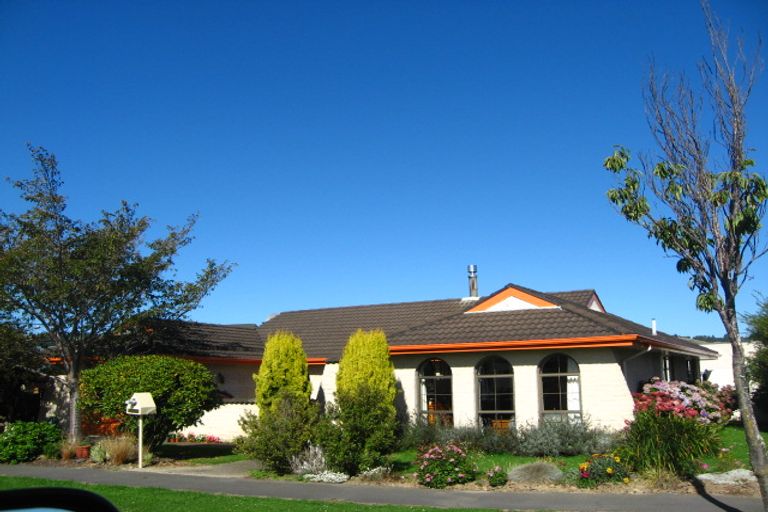 Photo of property in 26 Wickliffe Street, Mosgiel, 9024