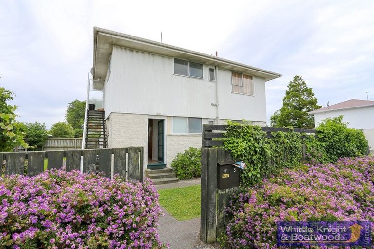Photo of property in 3/2 Peverel Street, Riccarton, Christchurch, 8011