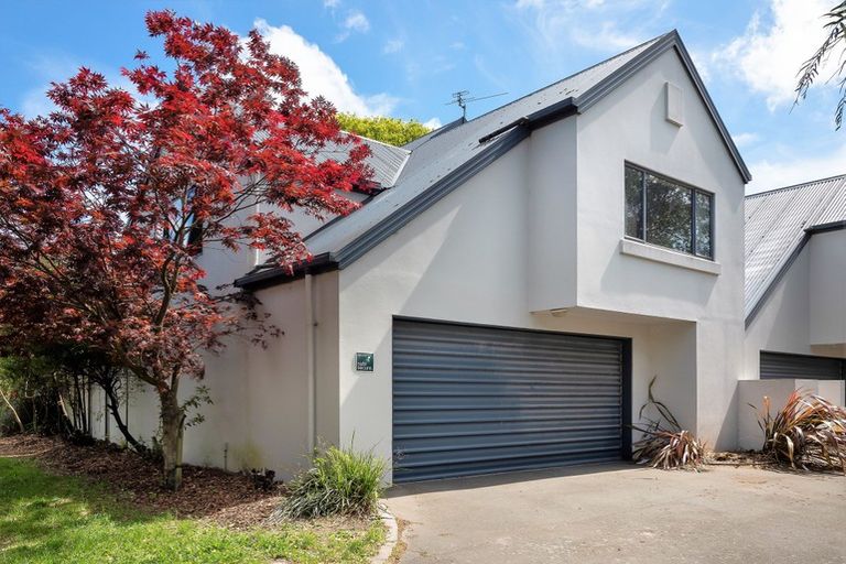 Photo of property in 1/8 Mayfair Street, Riccarton, Christchurch, 8011