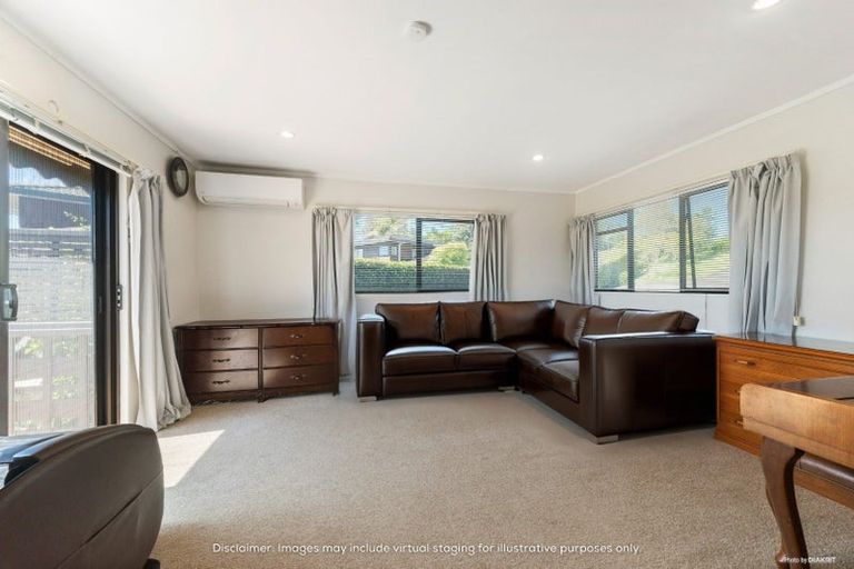 Photo of property in 2/39 Browns Bay Road, Browns Bay, Auckland, 0630