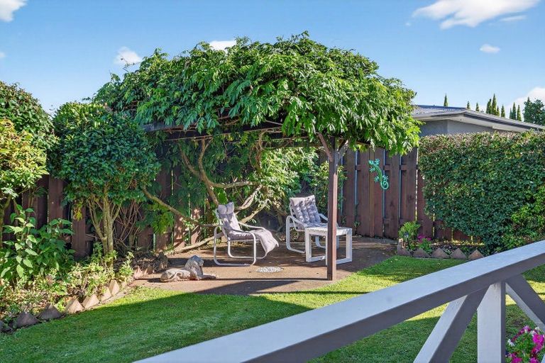 Photo of property in 1a Hornsby Street, Carterton, 5713