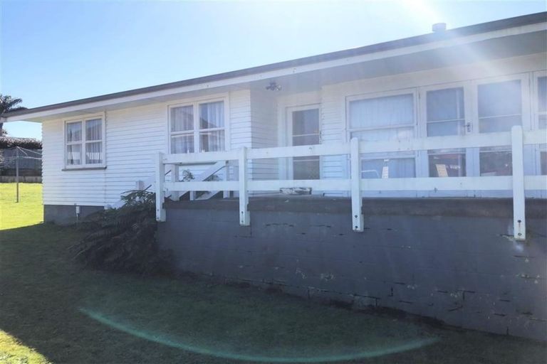 Photo of property in 29 Kayes Road, Pukekohe, 2120