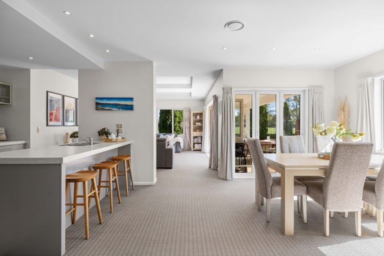 Photo of property in 24 Providence Place, Redwood, Christchurch, 8051