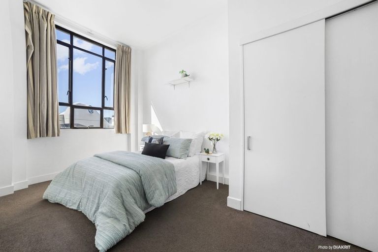 Photo of property in Augusta Apartments, 5/254 Willis Street, Te Aro, Wellington, 6011