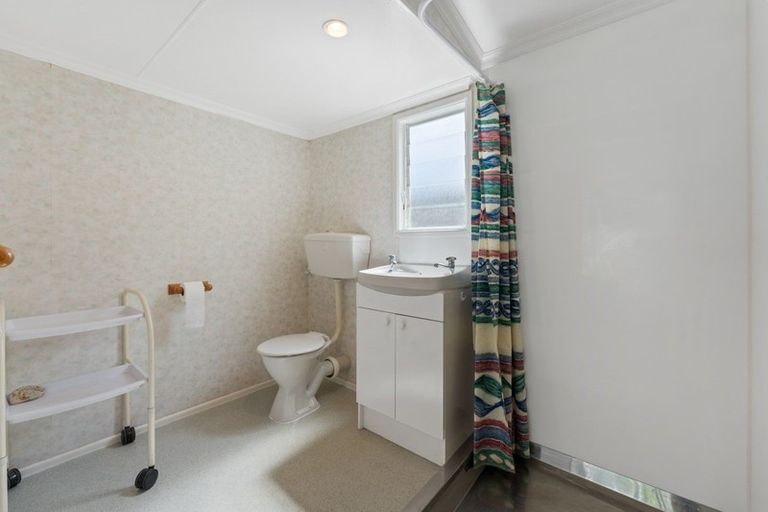 Photo of property in 51 John F Kennedy Drive, Milson, Palmerston North, 4414