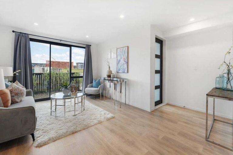 Photo of property in 148 Squadron Drive, Hobsonville, Auckland, 0616