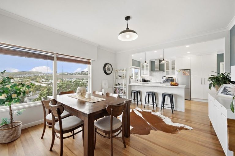 Photo of property in 6 Clifford Road, Johnsonville, Wellington, 6037