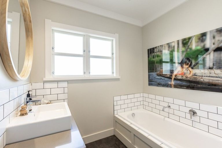 Photo of property in 86 Mchardy Street, Havelock North, 4130