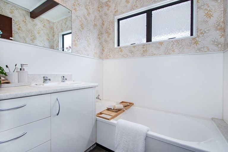 Photo of property in 51a First Avenue, Avenues, Whangarei, 0110