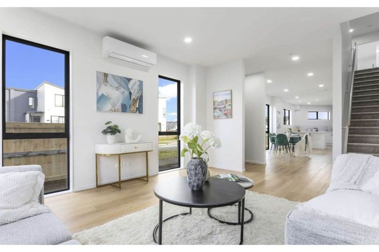 Photo of property in 47 Minhas Road, Papakura, 2110