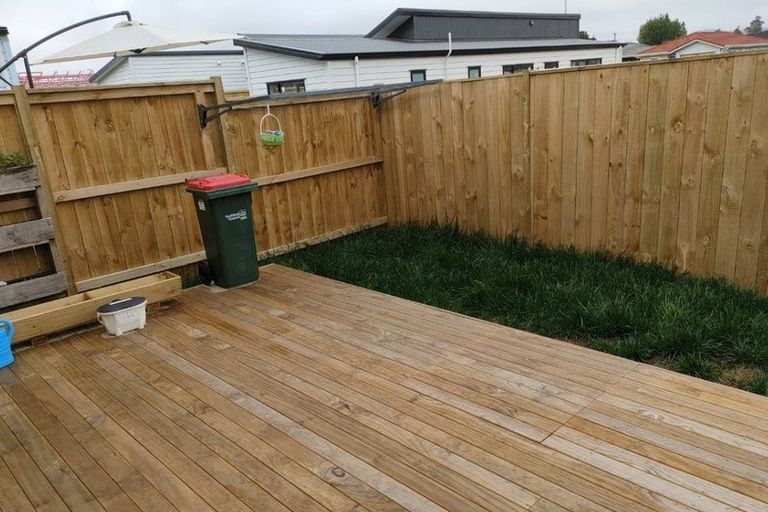 Photo of property in 24 Minhas Road, Papakura, 2110