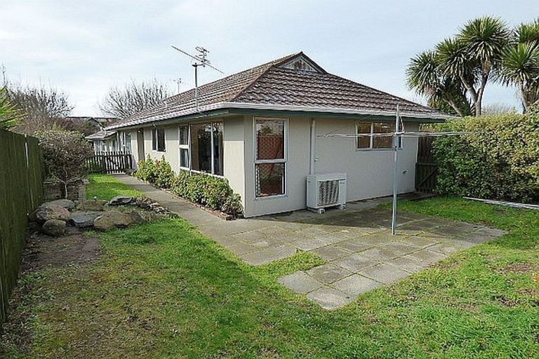 Photo of property in 2/48 Linwood Avenue, Linwood, Christchurch, 8011
