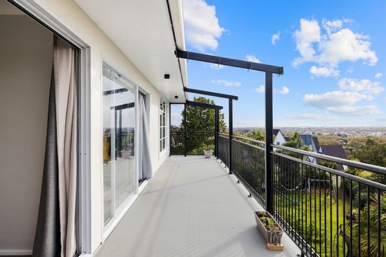 Photo of property in 14 Huntsbury Avenue, Huntsbury, Christchurch, 8022