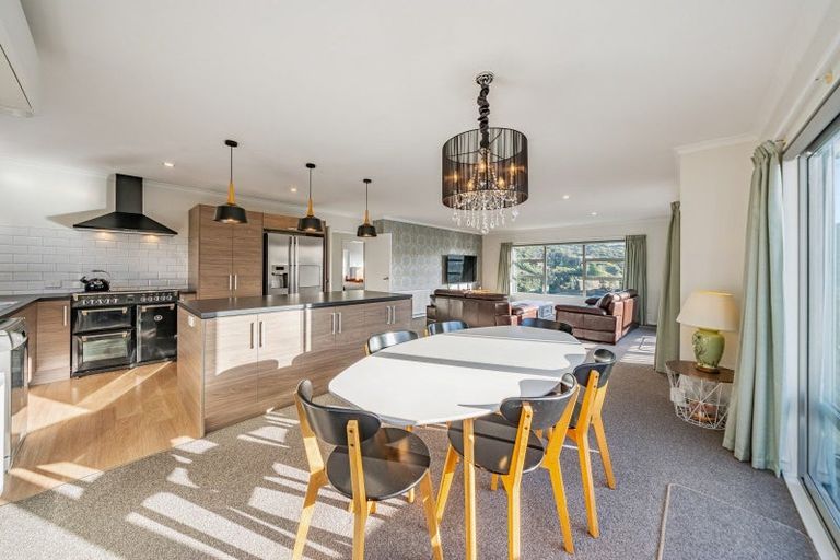 Photo of property in 6 Bluejacket Place, Whitby, Porirua, 5024