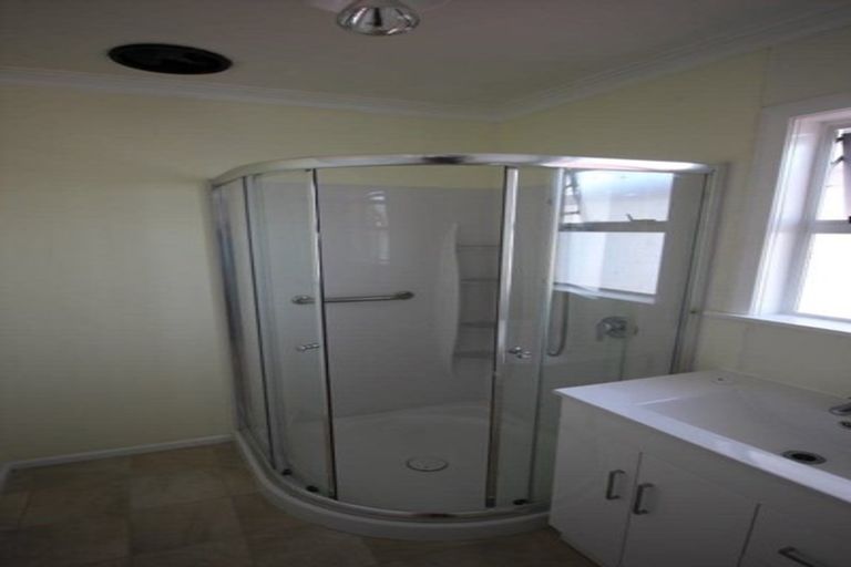 Photo of property in 18 King Street, Feilding, 4702