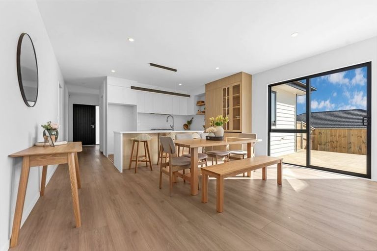 Photo of property in 2 Vintner Lane, Pokeno, 2402