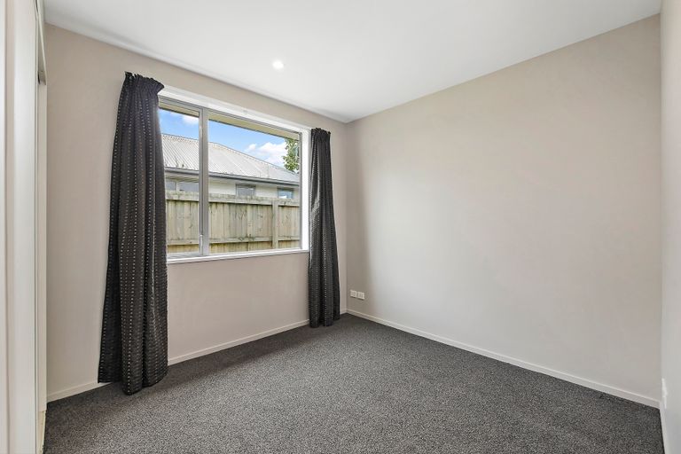 Photo of property in 1/471 Pages Road, Aranui, Christchurch, 8061