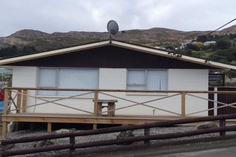 Photo of property in 41 Canterbury Street, Lyttelton, 8082