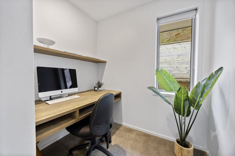 Photo of property in 30b Sycamore Grove, Lower Vogeltown, New Plymouth, 4310