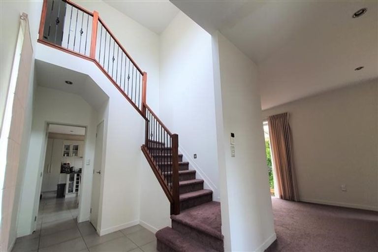 Photo of property in 64 Oakway Drive, Schnapper Rock, Auckland, 0632