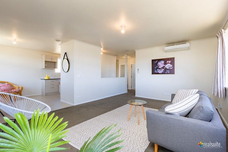 Photo of property in 10 Piko Street, Titahi Bay, Porirua, 5022