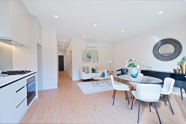 Photo of property in 30a/4 Tirimoana Road, Te Atatu South, Auckland, 0602