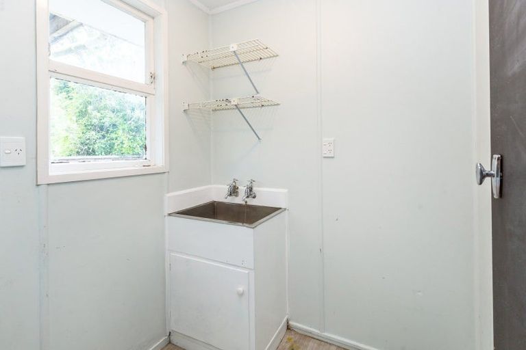 Photo of property in 9 Hardie Grove, Featherston, 5710