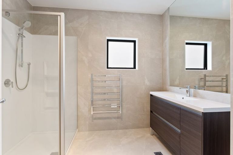 Photo of property in 120 Symes Drive, Red Beach, 0932