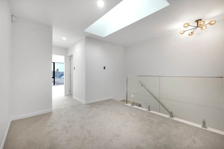 Photo of property in 3/399 Massey Road, Mangere East, Auckland, 2024