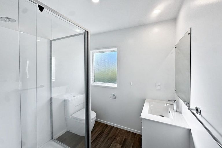 Photo of property in 206b Tawa Road, Kumeu, 0891