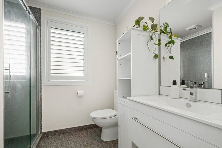 Photo of property in 1 Nugget Avenue, Hobsonville, Auckland, 0616