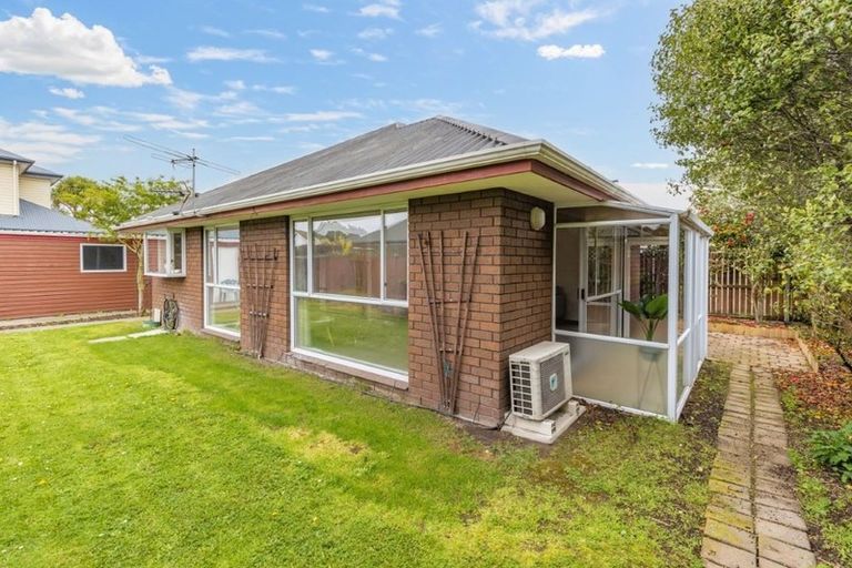 Photo of property in 21 Wharenui Road, Upper Riccarton, Christchurch, 8041