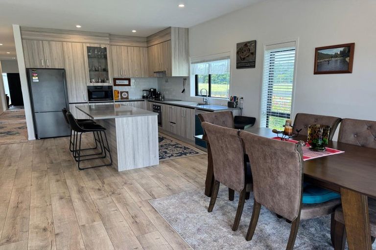 Photo of property in 115 Mutetai Road, Clarks Beach, 2122